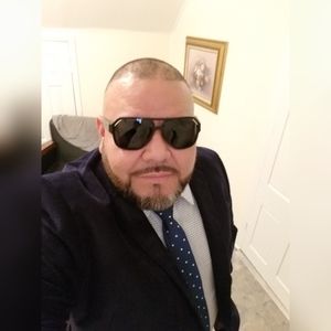 Meet your Posher, Omar